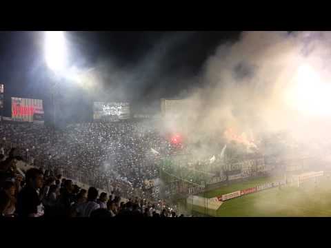 "Recibimiento - Olimpia vs Universidad de Chile Libertadores 2013 HD" Barra: La Barra 79 • Club: Olimpia