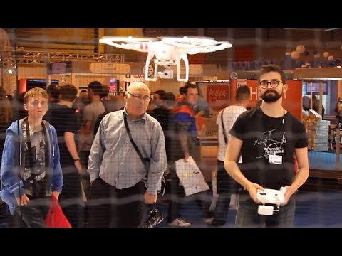 DJI Phantom 2 Vision+ with 3 Axis Camera Stabilisation - UAV Quadcopter Demonstration