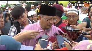 PAS excos won't quit Selangor gov't