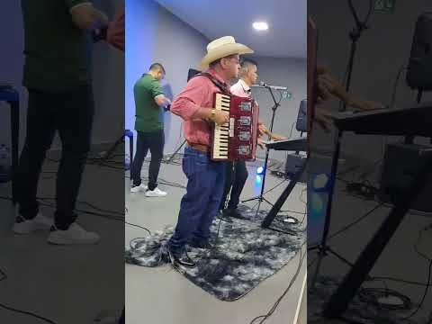 Os Goianos em Vianopolis goias Deus abençoe todos vcs compartilham