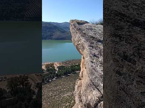 Cuatro veleros en el Embalse de Iznájar y la playa cordobesa fluvial de Valdearenas, 22/2/2026