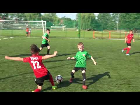 UKS Dębno   -  Osadnik Myślibórz 11 : 2