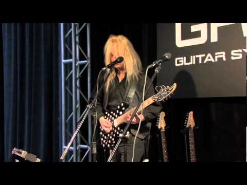 WNAMM 2011 - Roland GR55 Demo