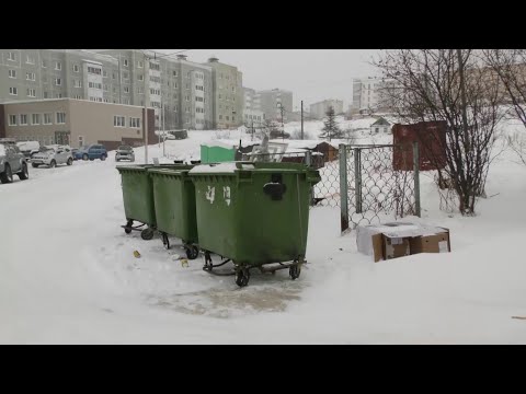 С припаркованными машинами возле мусорных баков в Магадане будут бороться по-новому