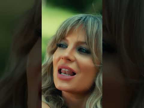 Dupa 20 de ani de cand toata lumea ma intreaba: Pe cand o piesa cu domnu’ Baniciu”, a venit! 🥹♥️