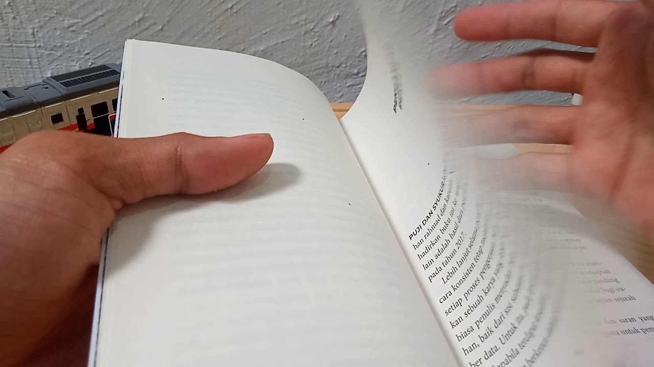 Buka Paket dan Review Buku Sejarah Kereta Api di Yogyakarta