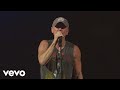 Kenny Chesney - There Goes My Life (Live)