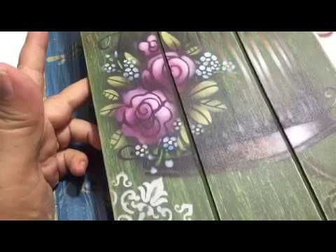 Placa em pinus feita com stencil Litoarte e tintas Acrilex. Bjus 😘💙❤️