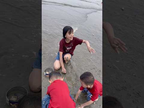 Con cá khổng lồ kìa mẹ. #shorts #comedy