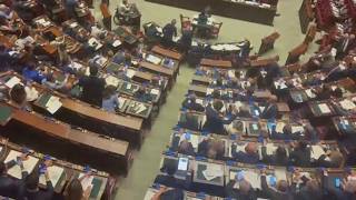 I vannacciani filmano il proprio voto per evitare l'accusa di essere franchi tiratori