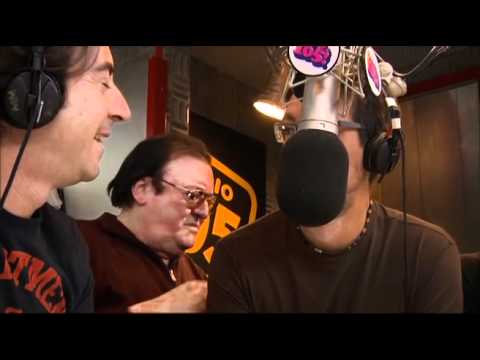 Leone irrompe in diretta..