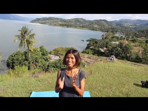 Musik berirama untuk menurunkan berat badan Video menari menghapus perut