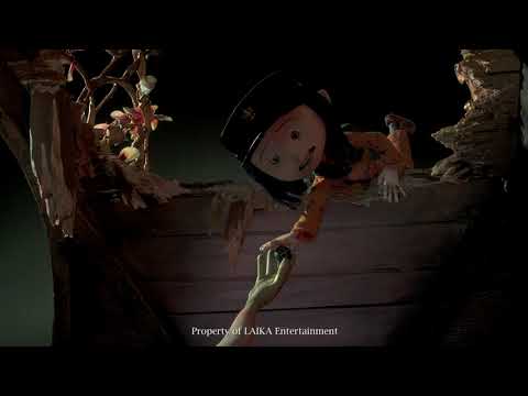 Coraline Pumkin Dad Attacks!