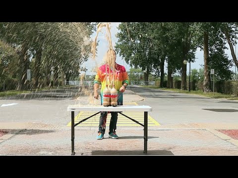 Coke Diet et menthos : déclenche un geyser avec cette expérience!