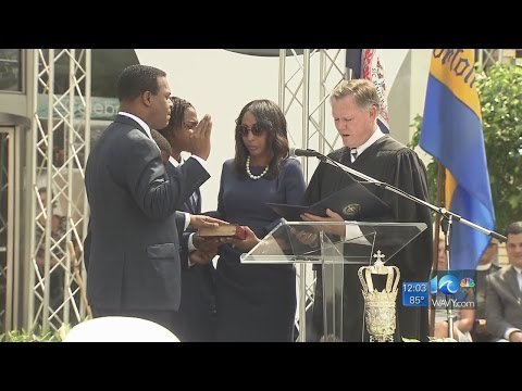 Kenny Alexander sworn-in as Norfolk mayor
