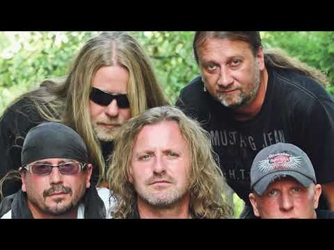 kabát Už mě bijou metal
