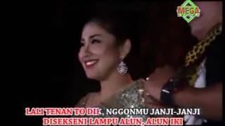 Download lagu Alun Alun Nganjuk Vita KDI ft Cak Rul Arwana Jandhut360P mp3 Download lagu Alun Alun Nganjuk Vita KDI ft Cak Rul Arwana Jandhut360P mp3