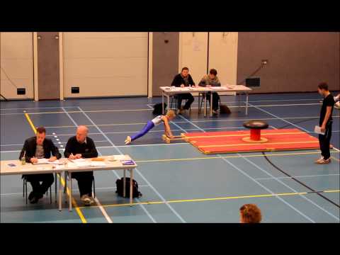 Turnwedstrijd IJsselmuiden 2-03-13 Chris