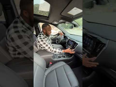 External Review Video kXYTT5AV6k0 for Chevrolet Traverse 2 Crossover (2018)