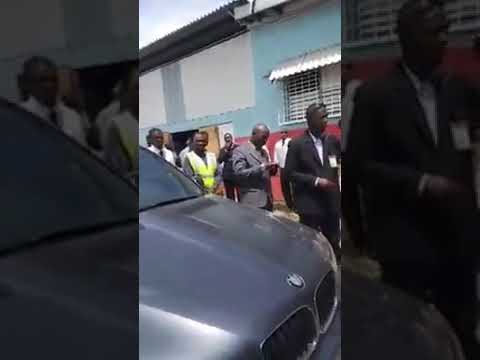 Mr Vegas vs Gino Jennings and the Police