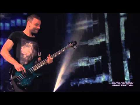 Muse - Star-Spangled Banner + Hysteria + Back in Black riff (Live at Austin City Limits 2013)