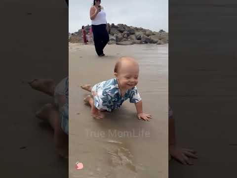 Ronan the Turtle! He loves the ocean 🌊 true MomLife 🥳 #truemomlife