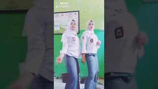 Download lagu Tiktok SMA jenisamsul19 mp3 Download lagu Tiktok SMA jenisamsul19 mp3