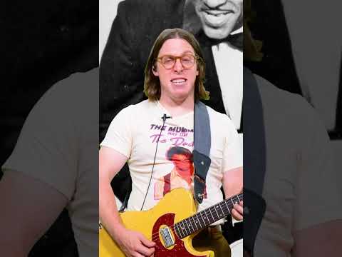 PLAY GUITAR LIKE CHUCK BERRY #guitartips #shorts #guitarra #liveguitar #guitartalk #guitarteacher