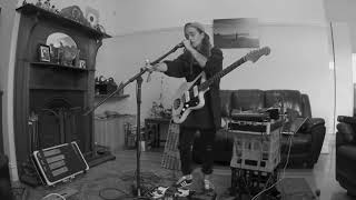 TASH SULTANA   JUNGLE LIVE BEDROOM RECORDING