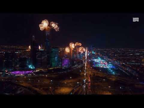 وثقتها عدسة”واس”..الألعاب النارية تشعل سماء العاصمة بالفرح ضمن موسم الرياض