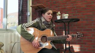 Somewhere I Belong - The Glass Child || Live Acoustic [Looking Back With The Glass Child]