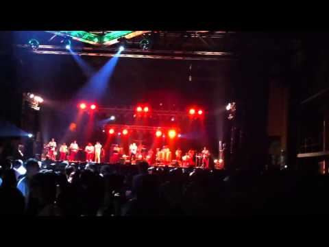 Sabroso - Esto es una fiesta (Amor y Sangre)