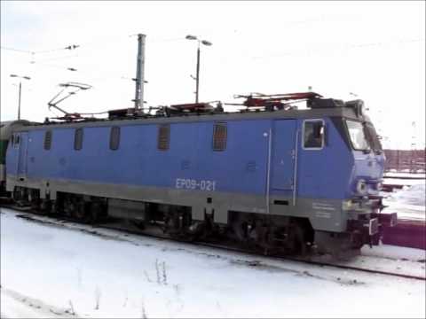 EP09-021 denaturat + EC "Praga" - Odjazd z Warszawy Zachodniej. - Mój pierwszy film w 2011 roku :)