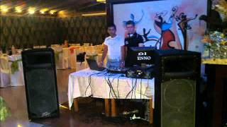 preview picture of video 'Dj ENNO Blerina Balili LIVE  Deejay Per Dasma Party Ditlindje Dhe Gezime Familjare'