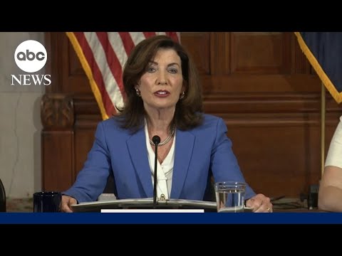 New York Gov. Hochul says 'we are at war' amid Texas redistricting controversy