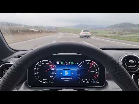 Mercedes-Benz C 300 e T-Modell mit Aktivem Spurhalteassistenten