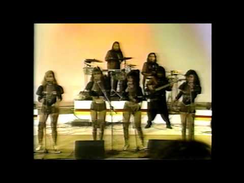 Las originales NENAS DEL GRUPO CAÑA en vivo 1993 PUM PUM MAMI MAMI