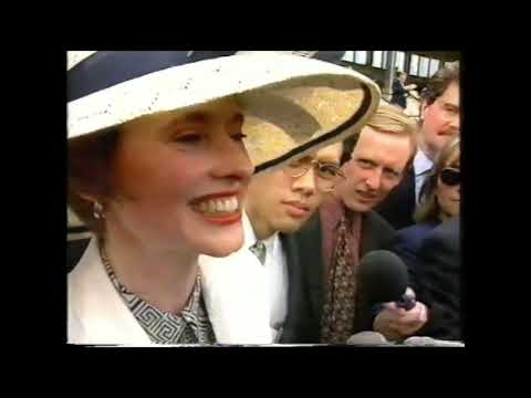 Sportsworld - Racing Wrap - VRC Derby Day 1995 + Extensive Melbourne Cup Preview
