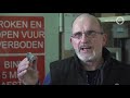 Normaal is het topdrukte bij Harry, maar nu is zijn carbidverkoop gesloten