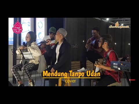 Mendung Tanpo Udan Cover - Suci Tacik ft. Khozin Winky (Live Dragon Cafe)