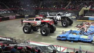 preview picture of video 'Lucas Oil Monster Truck Nationals Rock Sioux City -  2015'