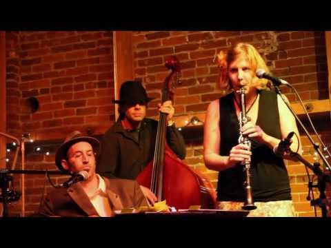 Local Honey Swing Band song