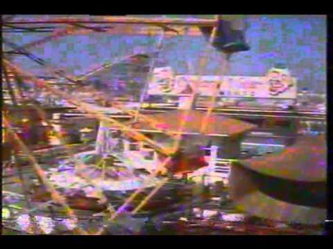 1977 Rollercoaster (Terror Na Monranha Russa) (Legendado) 