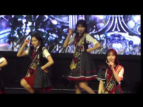 180826 Gfriend - Me Gustas Tu (Sowon Focus) Season of Gfriend in Manila