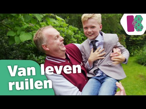 Olivier ruilt 1 dag van leven met zijn vader 😂 - Kinderen voor Kinderen helpt mee