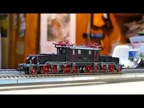 Trix OBB 1189 黑色鱷魚（特別版）