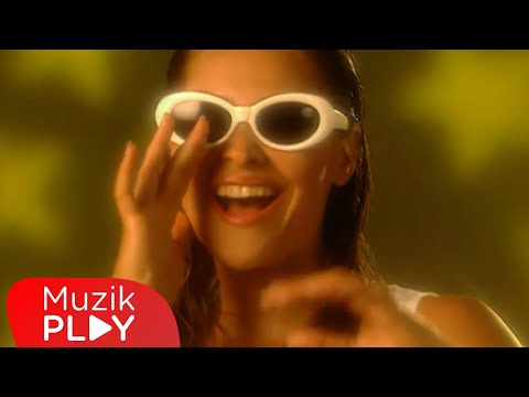 Yürü Ya Kulum  - Hülya Avşar (Official Video)