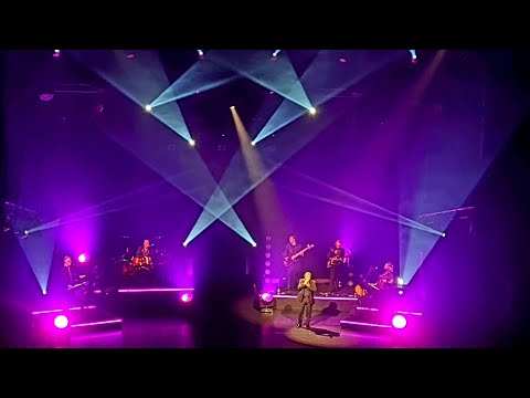 Frédéric François - Est-ce que tu es seule ce soir ?, live, Olympia, Paris, 2023