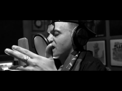 Nelson Dialect & Must Volkoff - SO ABSURD (Official Video)