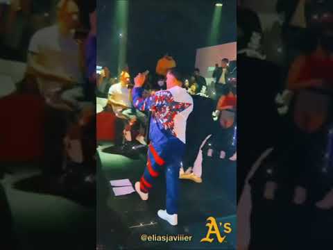 MYKE TOWERS ❌JUHN el all-star #BANDIDO LIVE  #ENVIVO